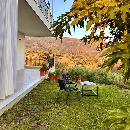 Horizon House Inside Olive Grove & Vineyard εtsate!